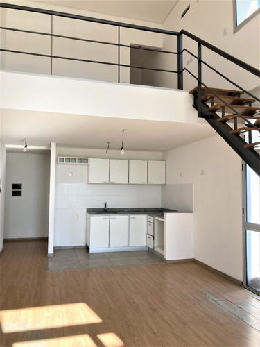 Imagen 11 de 28 de Venta Amplio Departamento Tipo Loft 2 Amb En Pilar Centro
