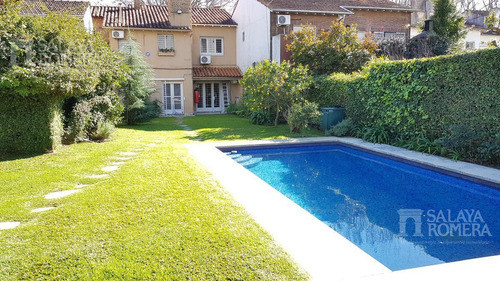 Imagen 13 de 30 de Casa - Mart.-vias/libert. Unico Jardin, Pulmon De Manzana , Lote De 48 Fondo.