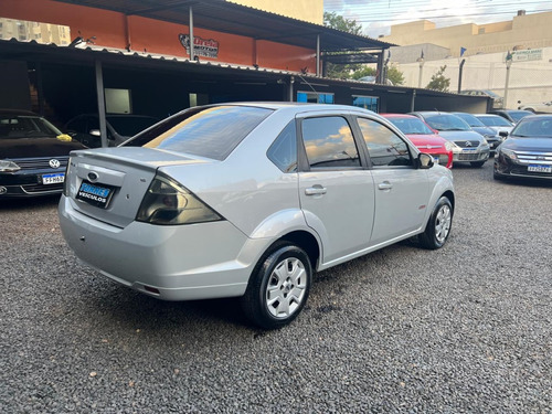 Ford Fiesta 1.6 MPI CLASS SEDAN 8V FLEX 4P MANUAL