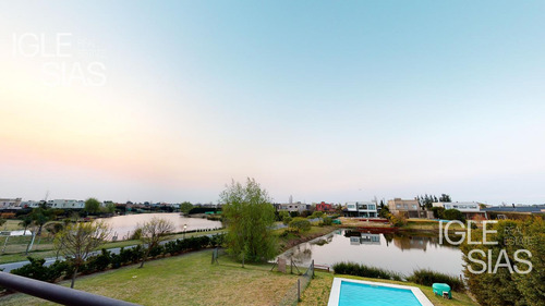 Casa Al Lago En Venta 3 Dormitorios Barrio San Francisco, Villanueva