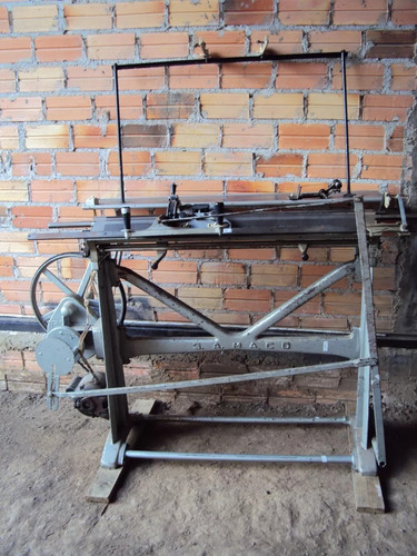 Máquina Retilínea/malharia Coppo 10/100 (Usado)