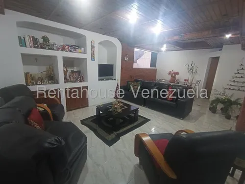 Casas En Venta Mls #25-12523
