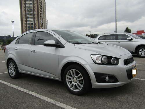Imagen 2 de 14 de Chevrolet Sonic