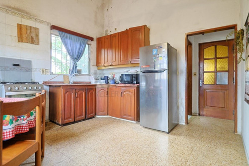 Venta Casa 4 Dormitorios Carrasco Norte Portones Shopping