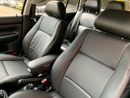 Imagem 6 de 15 de Vw- Golf Gti ! Valor: R$31.900,00!!!! 1.8 Manual!!! 180cv!