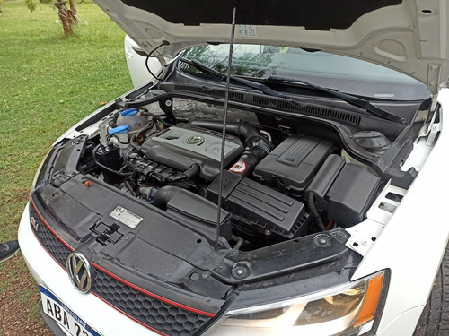Imagen 7 de 15 de Volkswagen Vento Gli 2.0