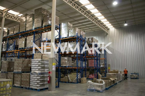 Bodega Acceso Controlado 1404 M2 En Arriendo En San Bdo.