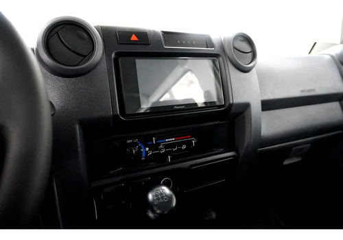 Toyota Land Crusier Care Monja