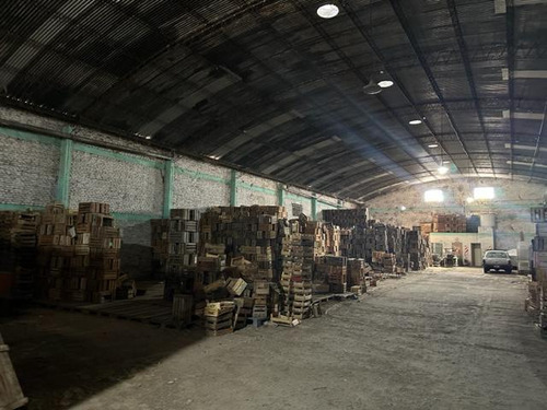 Galpón En Rosario Venta A Metros De Bv. Avellaneda