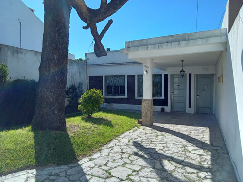 Casa 4 Ambientes - Villa Pueyrredon