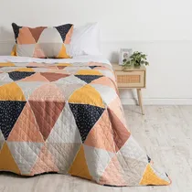 Comprar Cubrecama Quilt Estampado Madrid 1.5 Plazas Mashini Color Multicolor Estampado Triangl
