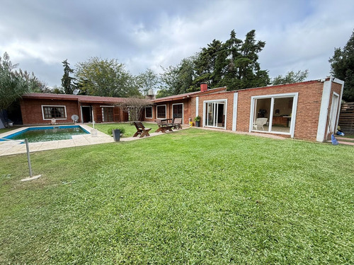 Casa Quinta Moreno - La Reja 930m2 Tot