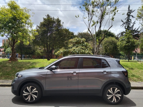 Imagen 8 de 14 de Volkswagen T-cross Trendline At Techo