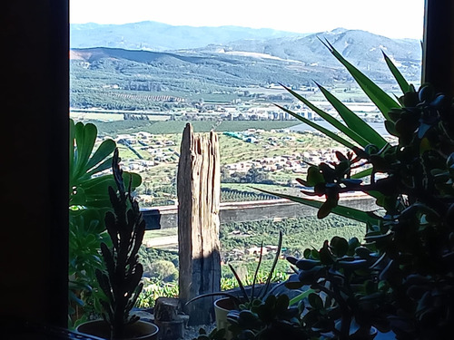 Venta De Parcela Con Casa En Lomas De San Isidro, Quillota