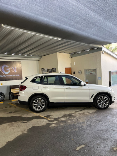 BMW X3 2.0 sDrive20iA At
