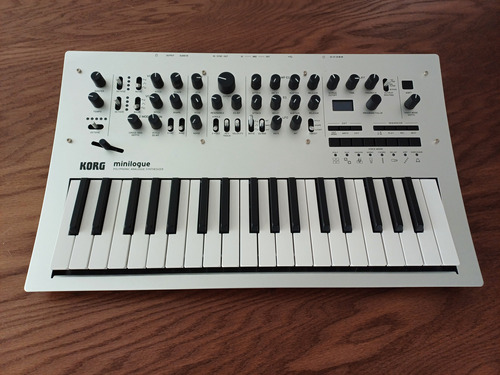 Korg Minilogue