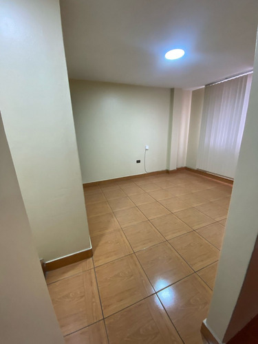 Alquilo Mini Depa ( Incluye Servicios) X Alt. C 3 De La Av. La Molina X Atento Peru