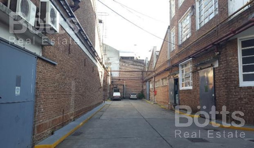 Imagen 6 de 8 de Alquiler Amplio Depósito - Villa Maipú Muy Cercano A La General Paz