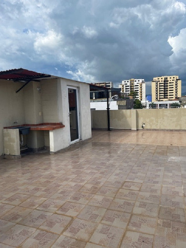 Town House Uso Comercial En Venta Lecheria Calle El Limon