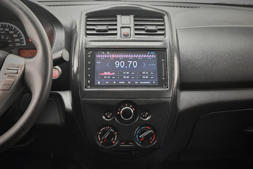Imagen 12 de 15 de Nissan Versa Full 1.6 2017