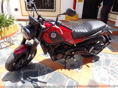 Imagen 24 de 25 de Benelli Trk 251