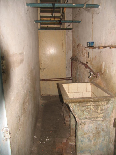 Imagen 5 de 5 de Destino Local/deposito/vivienda A Mts. Av. Velez Sarsfield