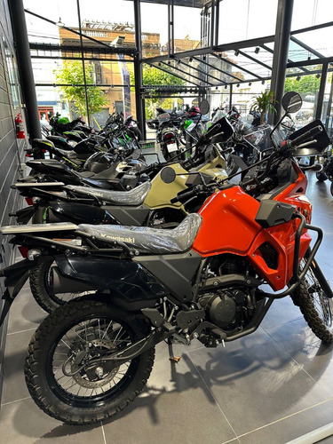 Imagen 16 de 23 de Kawasaki Klr 650 Abs 2023 Bbva Tomamos Permuta
