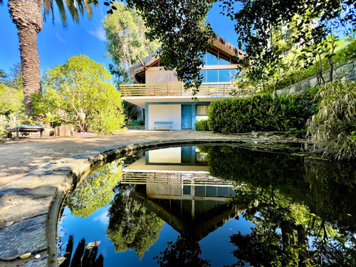 Interesante Casa En Venta En Zapallar Con Mucho Potencial