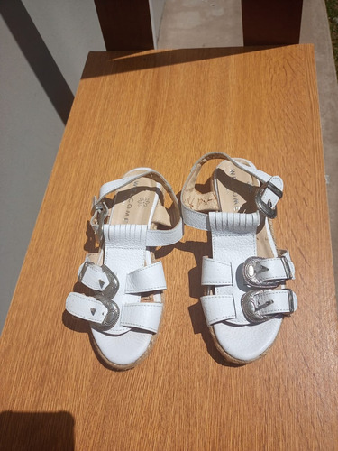 Sandalias Blancas