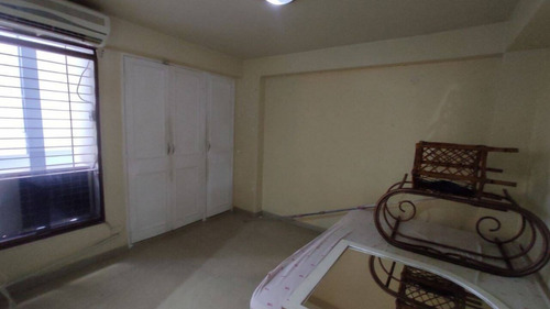 Imagen 10 de 12 de Apartamento En Venta En Prebo I 101 Mtrs. 165429 Andres Peña