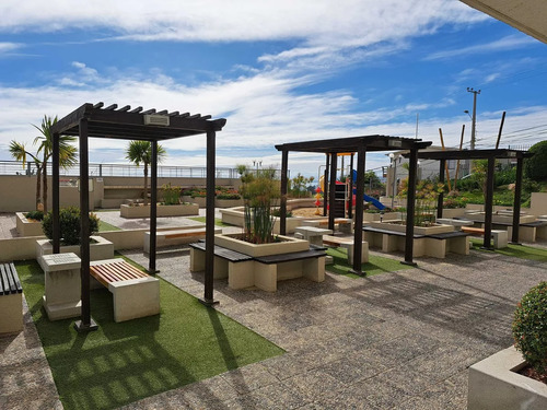 En Venta 2 Dormitorios 1 Baño, Vista Al Mar En Concón
