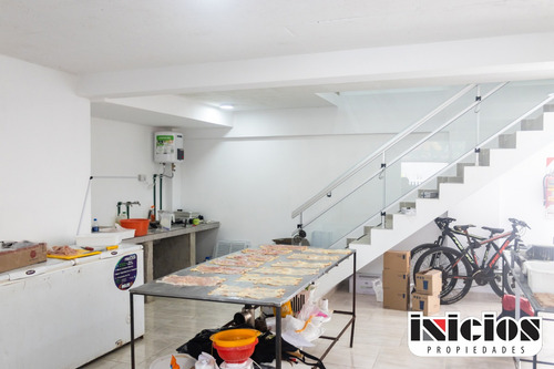 Local: Chiozza N° 1853 - San Bernardo - C960