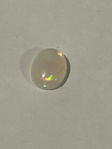 Opalo De Fuego 9 X 7 Mm 0.95 Ct Naturales Sin Tratar Etíope Blanco