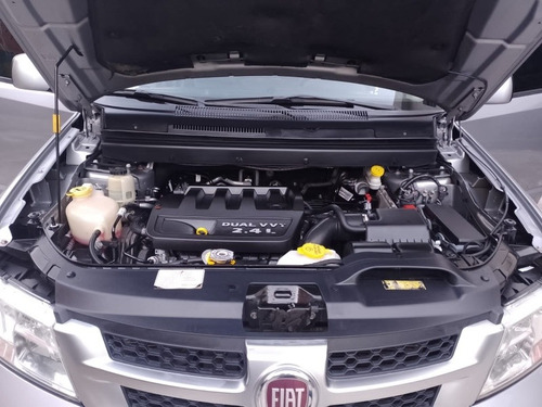 Imagem 12 de 15 de Fiat Freemont 2015 2.4 Emotion 5p