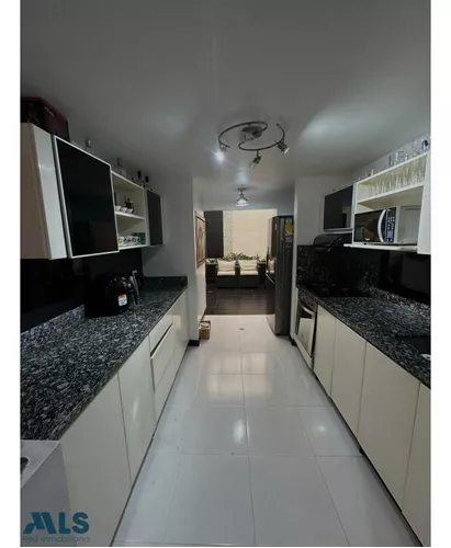Vendo Casa Poblado - Sector Visitación(mls#246475)