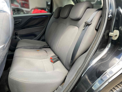 Fiat Punto 1.4 ATTRACTIVE 8V FLEX 4P MANUAL