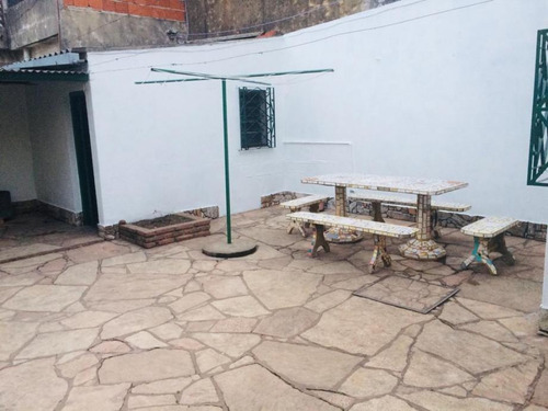 Imagen 10 de 13 de Chalet Ph De 3 Ambientes C/ Cochera En Venta - Moron Sur