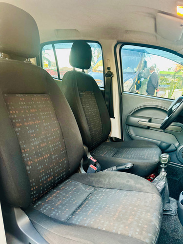 Fiat Uno 1.0 Vivace Flex 5p