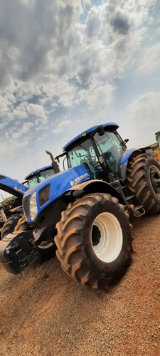 Imagem 1 de 10 de New Holland