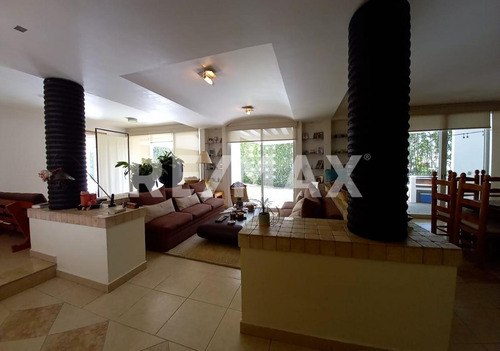 Venta En El Campanario Residencial Y Golf: Seguridad, Lujo Y Comodidad