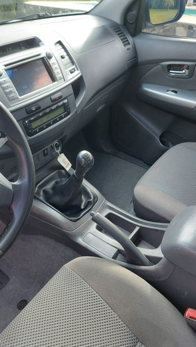 Toyota Hilux 3.0 Cd Srv I 171cv 4x2 2012