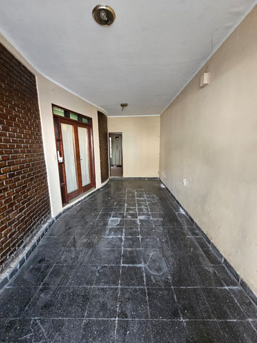 Venta Casa Sobre Av. Ejercito Del Norte 400 - Oportunidad
