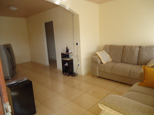Imagem 11 de 15 de Casa A Venda No Bairro Iririú Em Joinville - Sc. - 1031-1