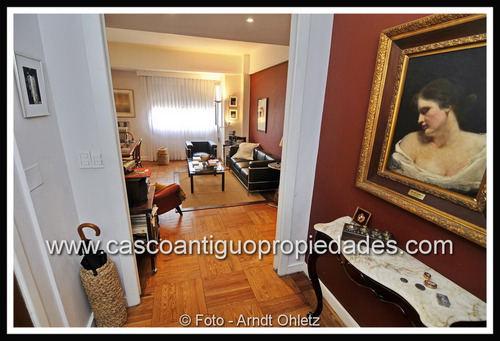 Imagen 2 de 14 de Venta En Emblemático Edificio Con Muy Buena Ubicación