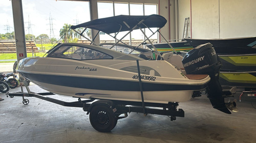 Focker 200 +motor 135hp Mercury 2009