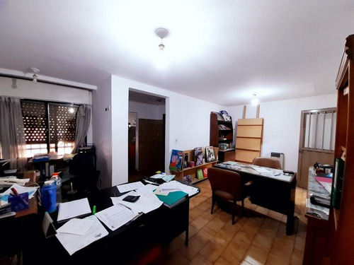 Imagen 5 de 12 de Bº Observatorio Galpon En Venta Sobre Calle Laprida