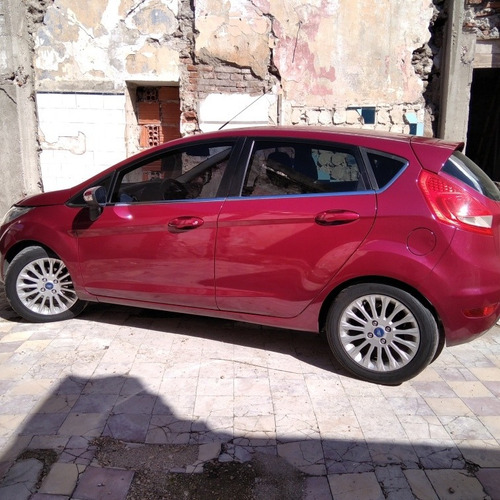 Ford Fiesta Kinetic Design 1.4 Tdci Titanium 2014