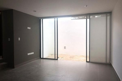 Imagen 10 de 16 de Venta De Loft En Temozon Norte