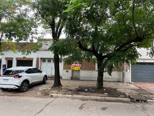 Imagen 20 de 20 de Terreno Céntrico De 10x50 Con Casa A Reciclar