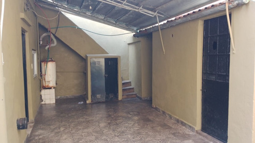 Imagen 6 de 12 de Casa En 2 Plantas Con Patio En Dock Sud Avellaneda